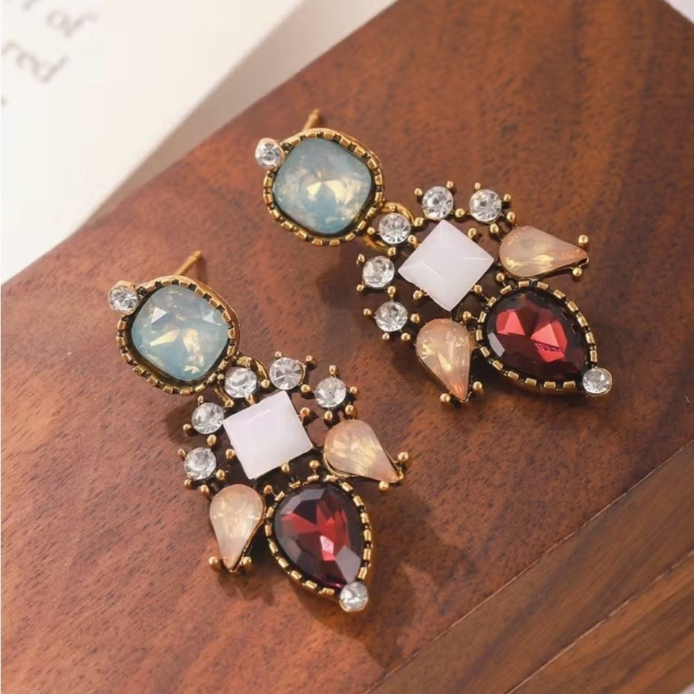🧡 NEW Elegant Multicolor Vintage Style Gemstone & Crystal Earrings 🧡